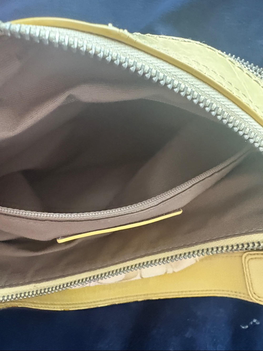 Vintage Y2K Coach Lemon Yellow Jacquard Patent Shoulder Hobo Bag - Picture 10 of 12